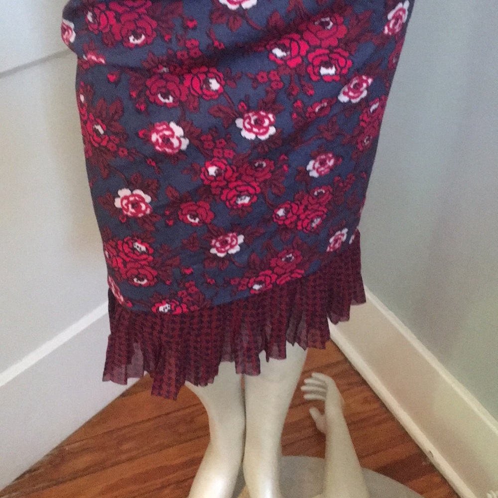Maeve floral skirt‎ w/silk pleat. NWOT - Picture 2 of 3